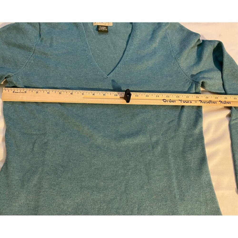 Eddie Bauer Outdoor Outfitter Sweater Women L V-Neck Long Sleeve Blue Top Casual - Picture 8 of 9